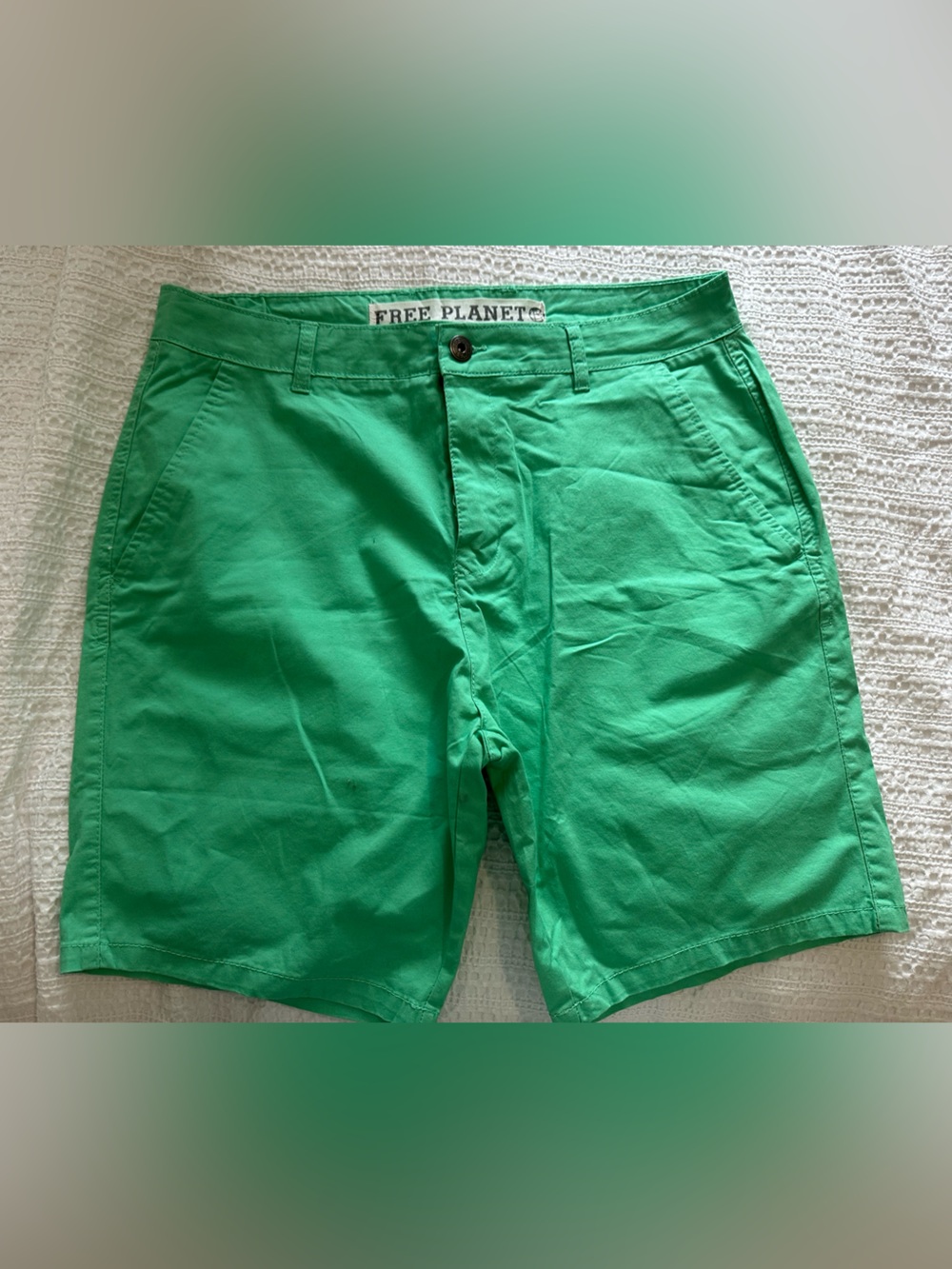 New without men’s free planet 34 green short